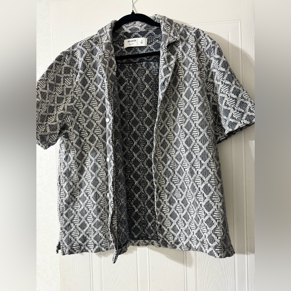 Hollister Men's Geometric Black and White Shirt Jacket